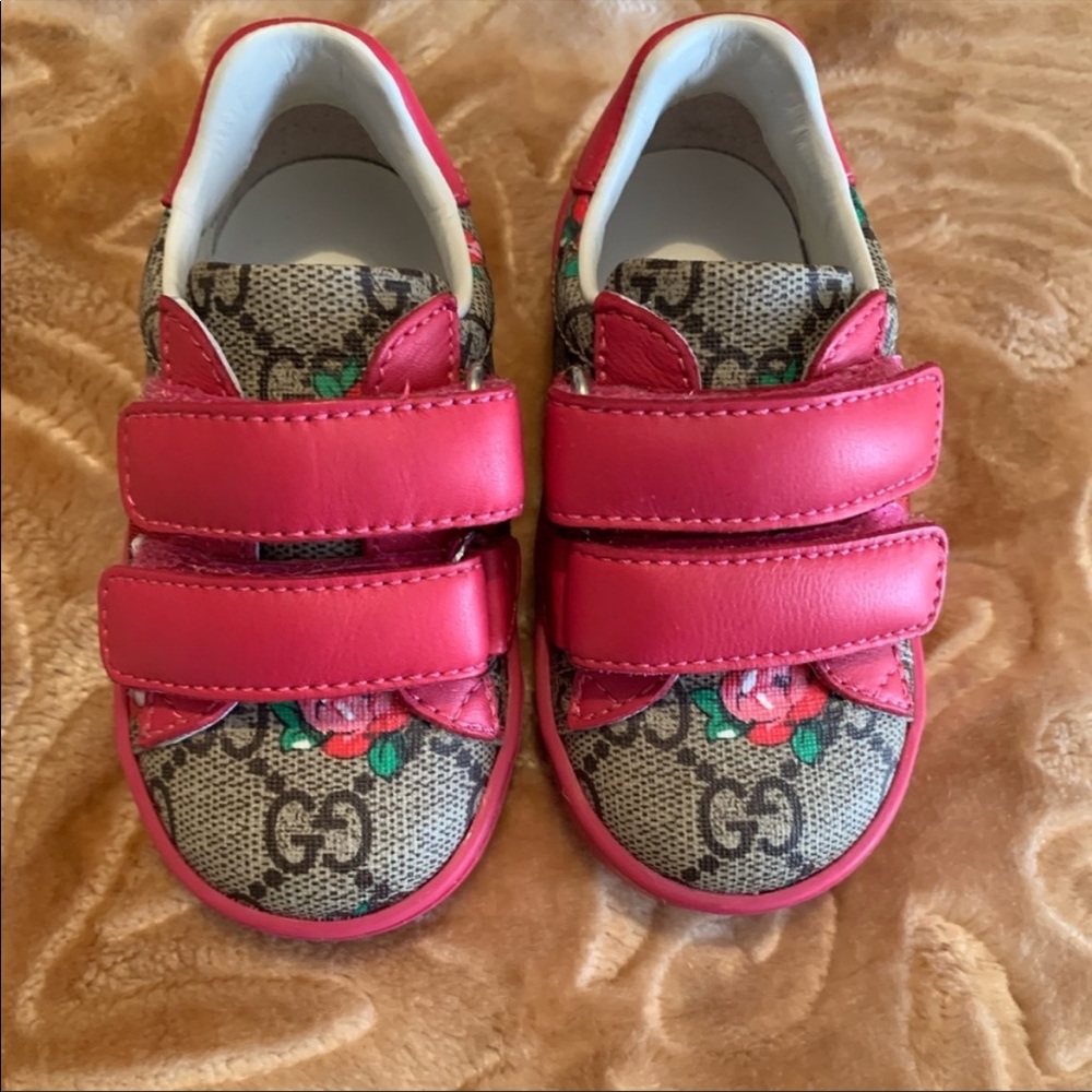 Gucci sneakers